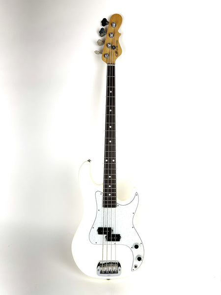 G&L LB-100