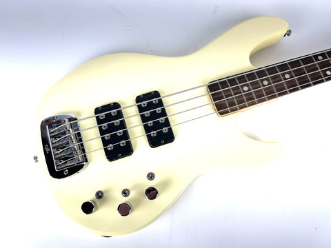 G&L L-2000