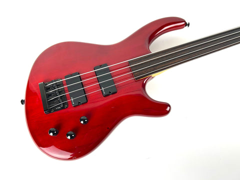 Dean Edge 4 Fretless
