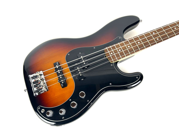 Fender American Deluxe Precision Bass