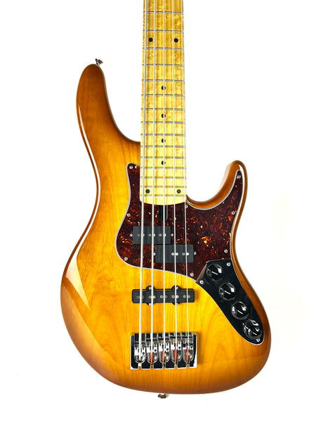 Mike Lull M5
