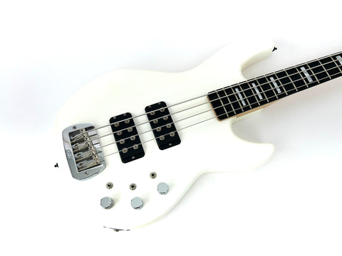 G&L L-2000