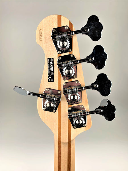 Yamaha BB435
